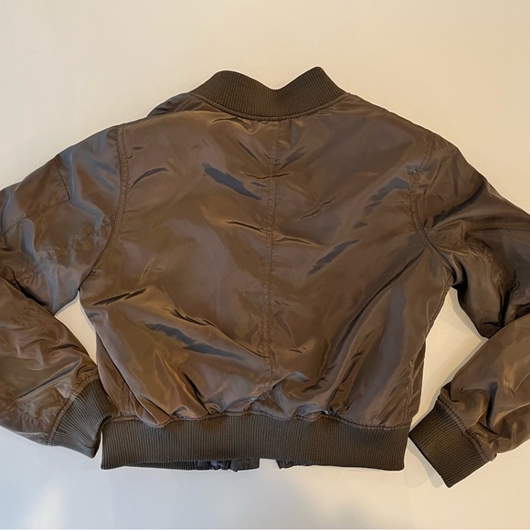 Green bomber jacket - Picture 3 of 5